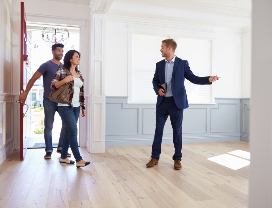 Property viewing2