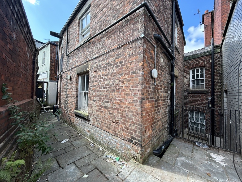17-21 & 23 Bridge Street, And 1-3 & 5-15 Castle Yard, Stockport, Cheshire, SK1 1XY