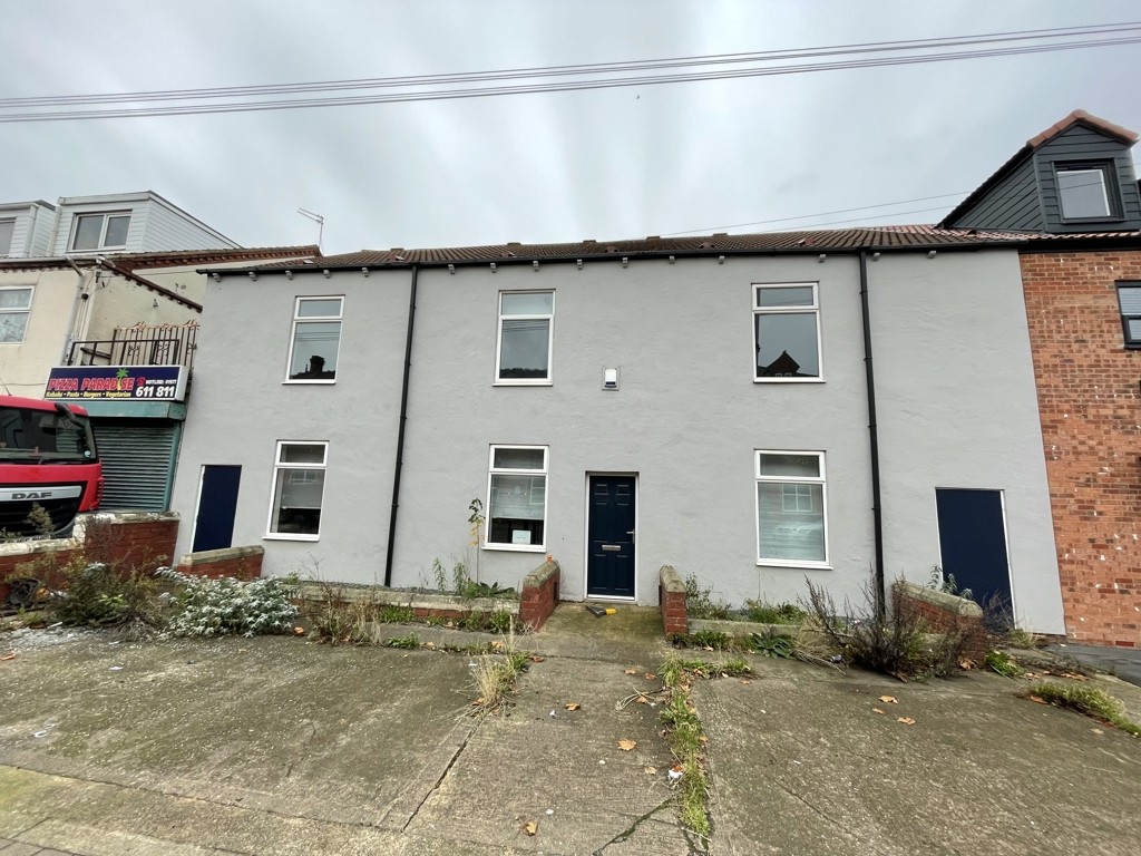 Former Kinsley Craft Workshop,  Wakefield Road, Kinsley, Pontefract, West Yorkshire, WF9 5EH