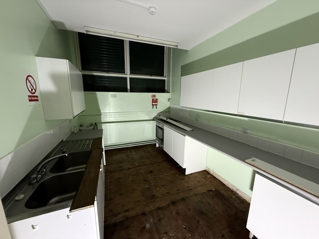 Former Barugh Green Community Centre, Barugh Green Road, Barugh Green, Barnsley, South Yorkshire, S75 1JT