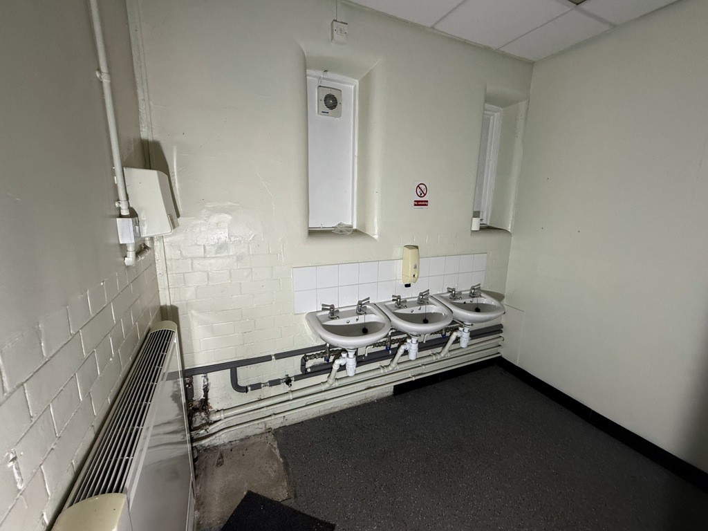 Former Barugh Green Community Centre, Barugh Green Road, Barugh Green, Barnsley, South Yorkshire, S75 1JT