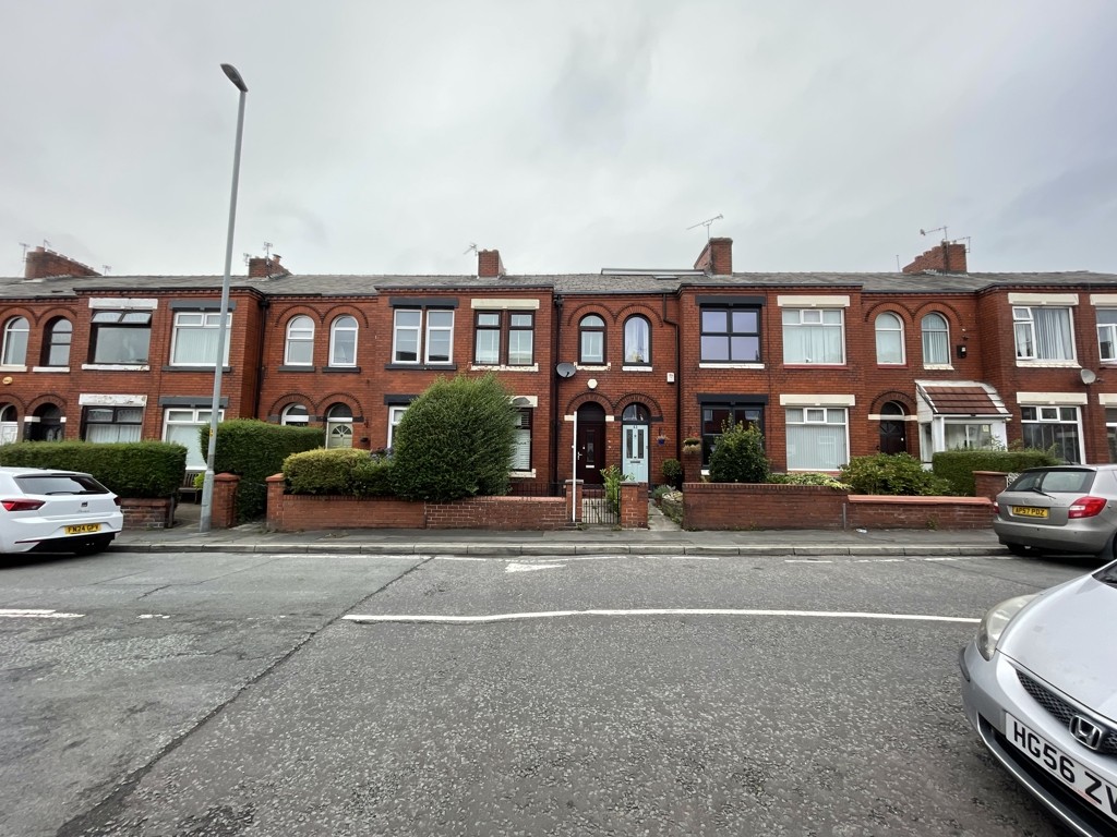 41 Denton Lane, Chadderton, Oldham, Lancashire, OL9 9EA