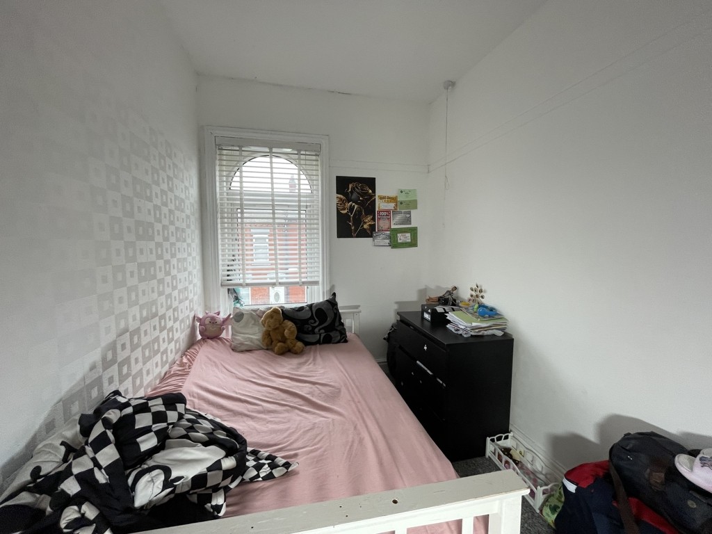 41 Denton Lane, Chadderton, Oldham, Lancashire, OL9 9EA