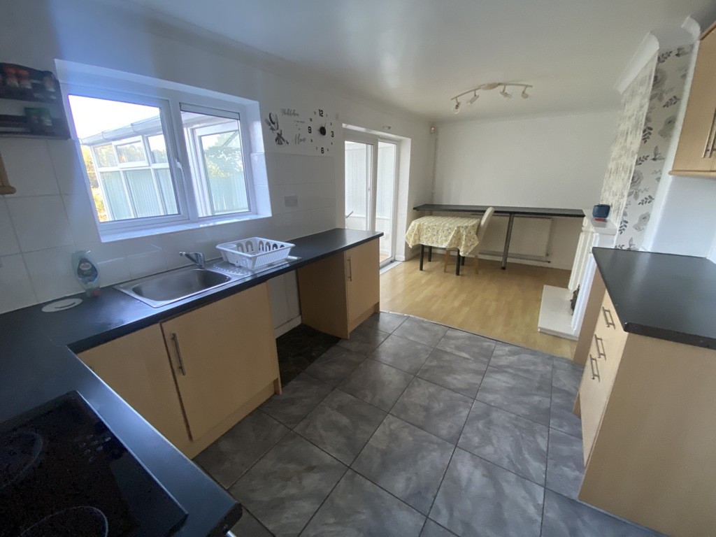 24 Maran Avenue, Darfield, Barnsley, South Yorkshire, S73 9HS