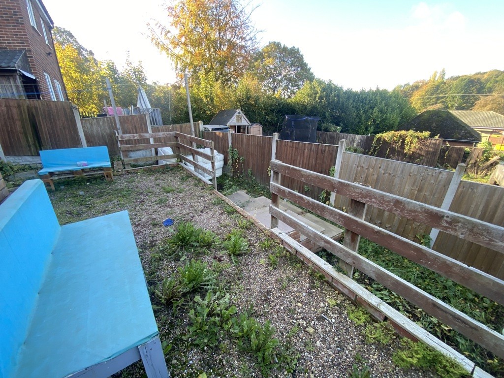 24 Maran Avenue, Darfield, Barnsley, South Yorkshire, S73 9HS