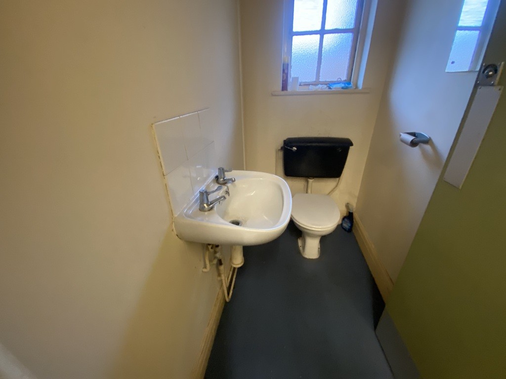 15 High Street, Mansfield Woodhouse, Mansfield, Nottinghamshire, NG19 8BB