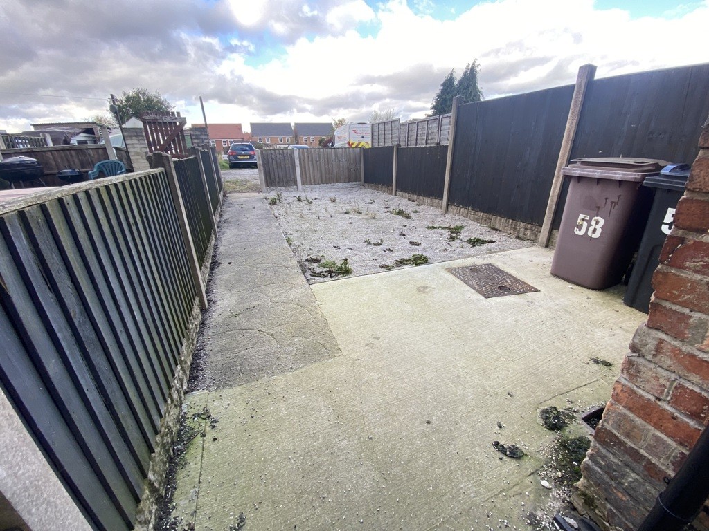 58 Chesterfield Road, Barlborough, Chesterfield, Derbyshire, S43 4TT