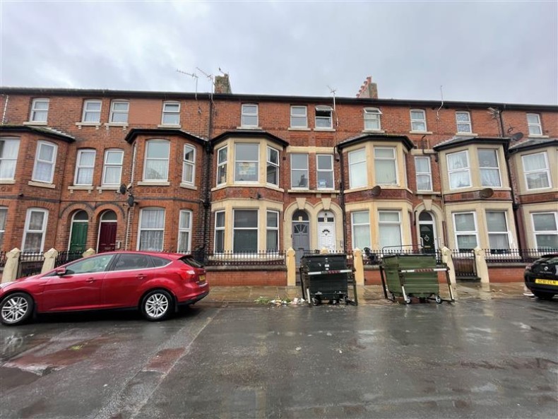 Investment Opportunity - Mid-Terrace Property with 3 Flats